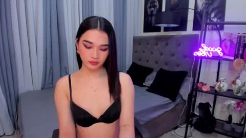 Snapshot of indestructabletrixie chatting on December 2024 08:12:01 AM indestructabletrixie online show from December 2024 08:12:01 AM