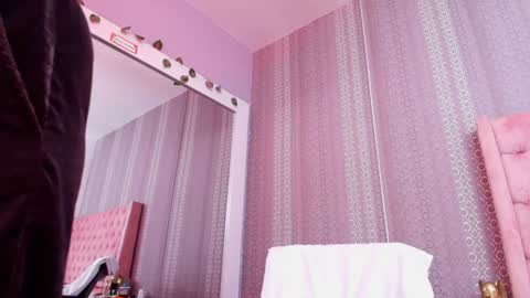 Indi Catalina online show from January 2025 01:25:02 PM