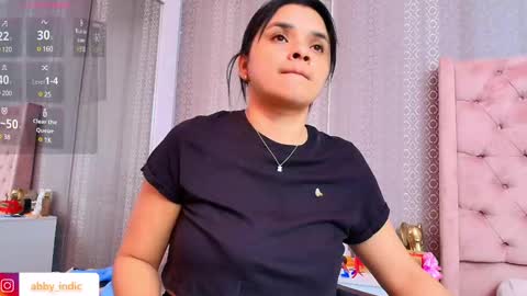 Indi Catalina online show from February 2025 01:38:01 PM