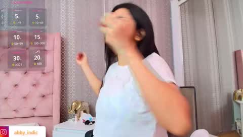 Indi Catalina online show from February 2025 12:24:01 PM