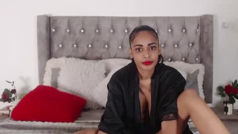 Jazmin online show from December 2024 10:03:02 PM