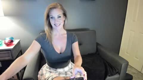 IndianaCooper - Showtimes - Mon-Fri 12pm and 930PM CST SatSun 930pm CST online show from January 2025 04:06:02 AM