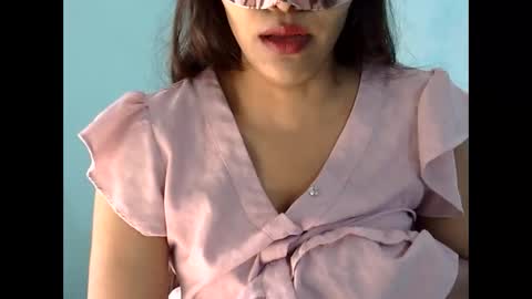 indiananu23 online show from November 2025 08:25:01 AM