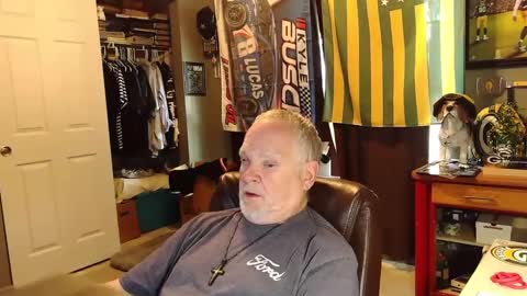 Papa online show from September 2025 10:44:02 PM