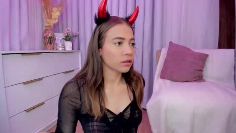 MIA online show from November 2025 05:04:02 PM