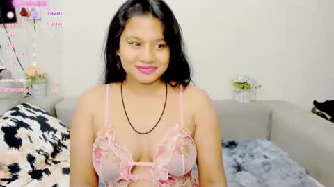 PARADISEQUEEN online show from January 2025 02:25:01 PM