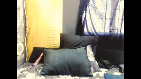 indianhoneyx online show from February 2026 06:40:02 AM