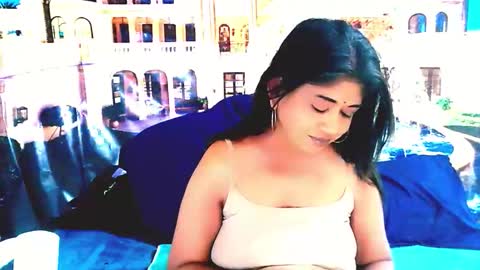 Mika online show from October 2025 06:52:01 PM