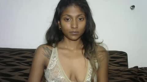 indianqtpie6 online show from December 2024 06:16:01 PM