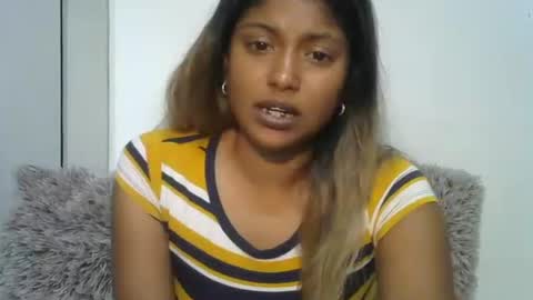 indianqtpie6 online show from May 2026 06:27:02 PM