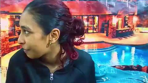 indiansexybutt4u2luv online show from June 2026 05:21:01 AM