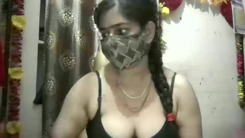 indiansexyqueen online show from December 2025 10:05:02 PM