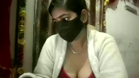 indiansexyqueen online show from January 2026 10:00:02 PM