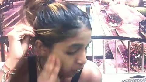 indiansexyslender4u2luv online show from January 2025 06:21:01 AM