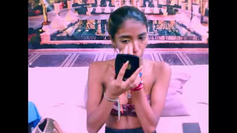 indiansexyslender4u2luv online show from February 2025 05:45:01 AM