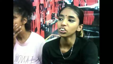 indiansexyslender4u2luv online show from March 2025 10:04:01 AM