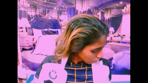 indiansexyslender4u2luv online show from March 2025 06:00:02 AM