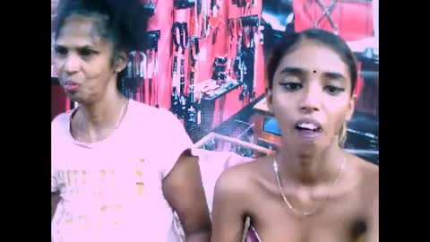 indiansexyslender4u2luv online show from March 2025 09:13:01 AM