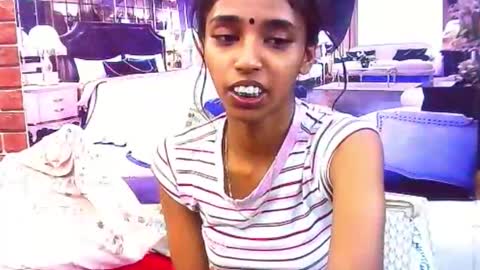 indiansexyslender4u2luv online show from November 2025 05:18:01 AM