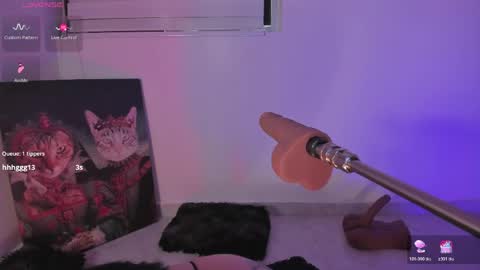 Hey  Im Indie follow me on my instagram  online show from April 2026 06:22:01 PM