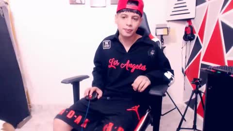 matias online show from December 2025 06:13:02 PM