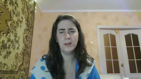 Inna  online show from October 2025 10:41:01 PM