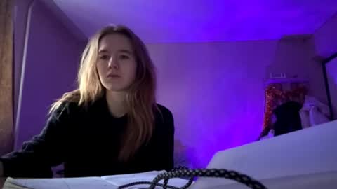 Sofia online show from February 2026 01:31:02 PM