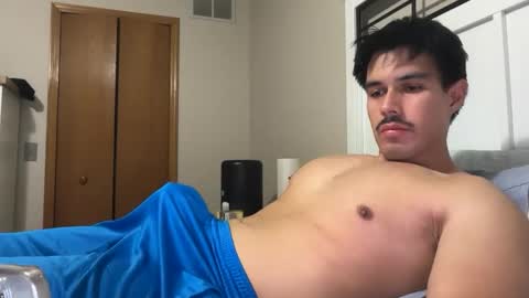 Lucas online show from October 2025 04:10:01 AM