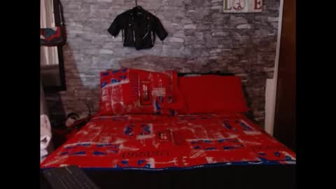 MOLLY online show from November 2025 03:17:01 AM