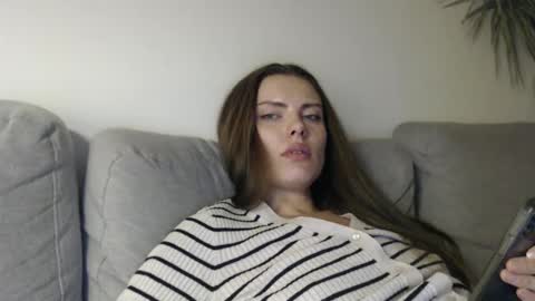Sweet girl online show from January 2025 09:54:01 PM