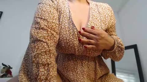            online show from December 2024 03:52:01 PM