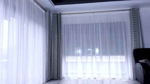 Ingrid online show from February 2025 09:07:01 AM