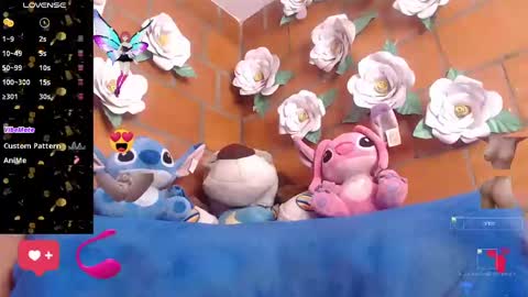 Ingrit online show from October 2025 07:29:02 PM