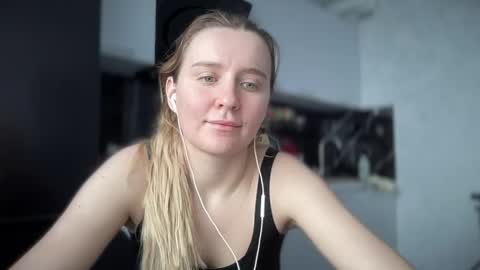 iniva05 online show from April 2026 09:49:01 AM