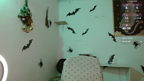 Valerie online show from October 2025 03:00:01 PM