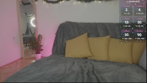 Xenia online show from January 2025 03:01:01 PM