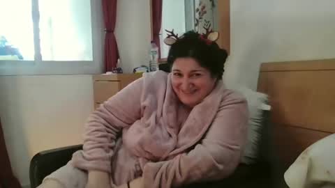 inna46_ online show from December 2024 01:51:02 PM