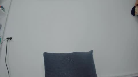 ALESSIA online show from October 2025 10:44:02 PM