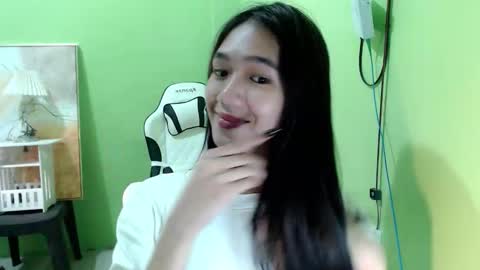 Reign online show from September 2025 09:17:02 PM