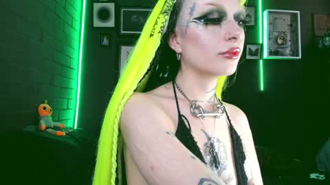   SANIA  online show from December 2024 05:33:02 PM