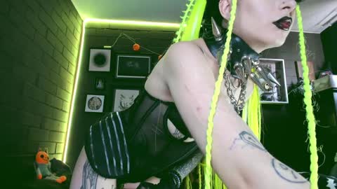   SANIA  online show from December 2024 05:21:01 PM