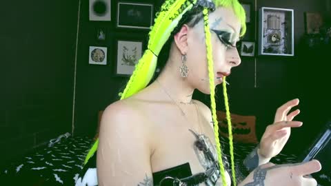   SANIA  online show from January 2025 04:47:01 PM