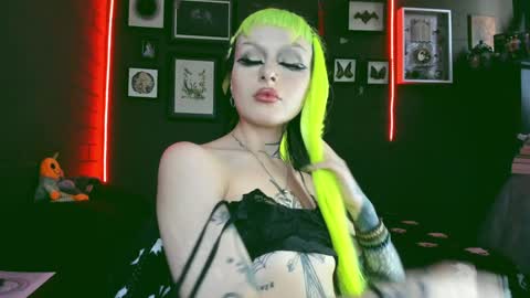   SANIA  online show from February 2025 05:56:02 PM