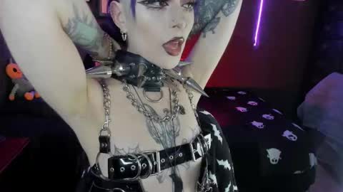   SANIA  online show from September 2025 05:25:01 PM