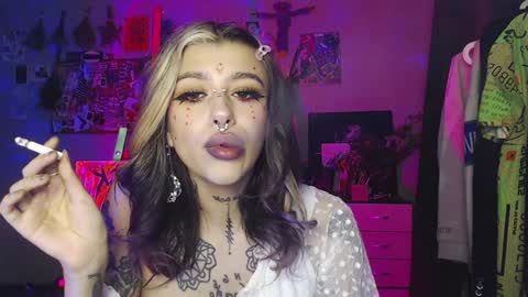 Snapshot of insunnity666 chatting on December 2024 09:08:01 PM Insunnity666 online show from December 2024 09:08:01 PM