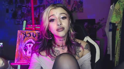 Snapshot of insunnity666 chatting on December 2024 10:06:02 PM Insunnity666 online show from December 2024 10:06:02 PM