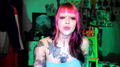 Snapshot of insunnity666 chatting on February 2026 09:02:01 PM Insunnity666 online show from February 2026 09:02:01 PM