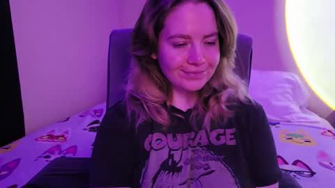 Faye online show from December 2025 07:27:02 AM