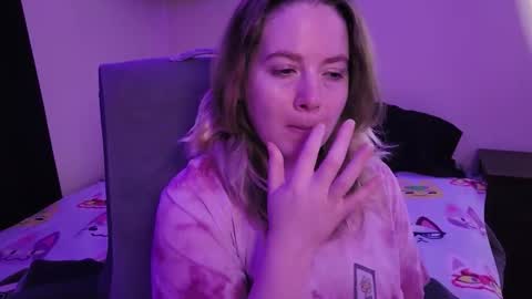 Faye online show from March 2026 08:10:02 AM