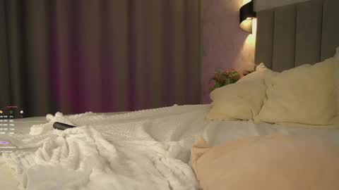 Ellie online show from April 2026 07:45:01 AM